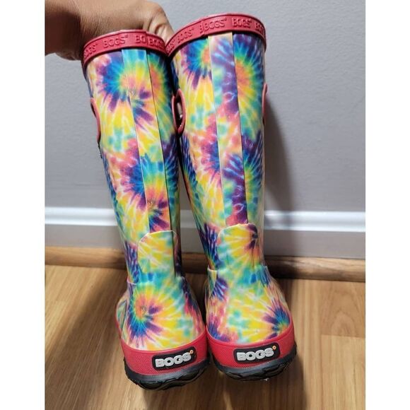 BOGS Tie Dye Rubber Rain Boots 2 - Picture 5 of 8